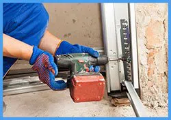 Garage Doors Store Repairs Mequon, WI 262-295-2001 - serv-sid-rep-gr-37m